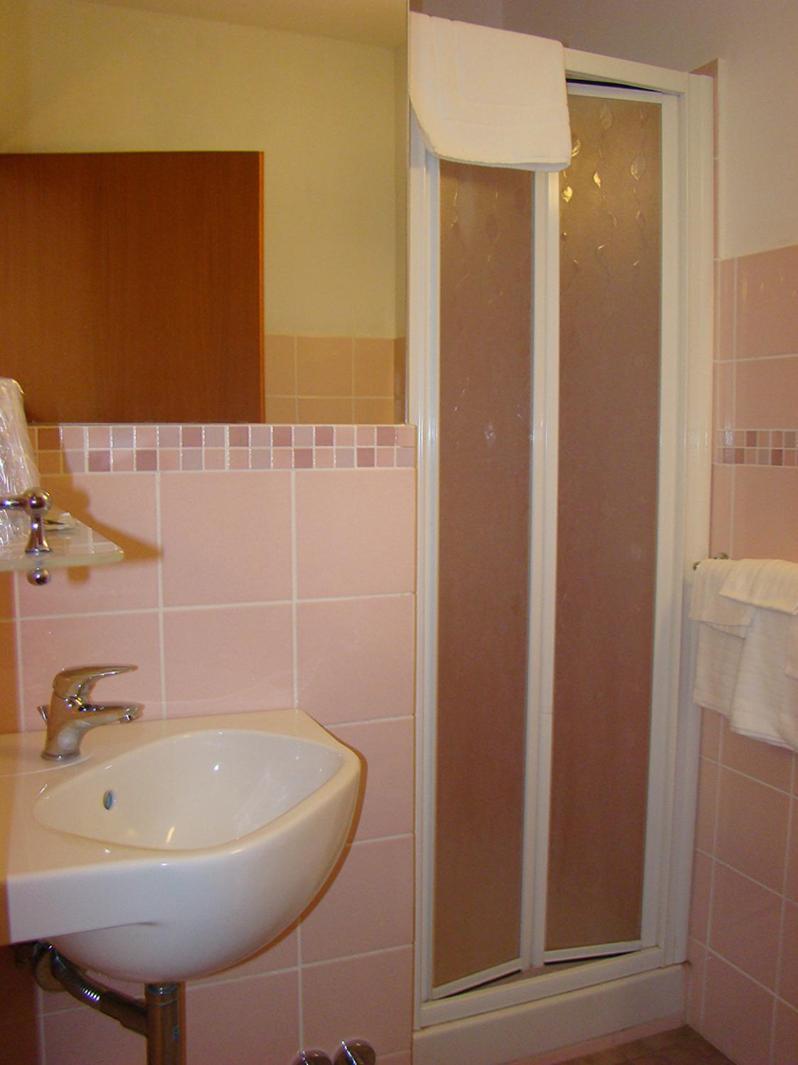 フィレンツェ B＆B ソジョルノ ポンテ ロッソ Bed & Breakfast エクステリア 写真