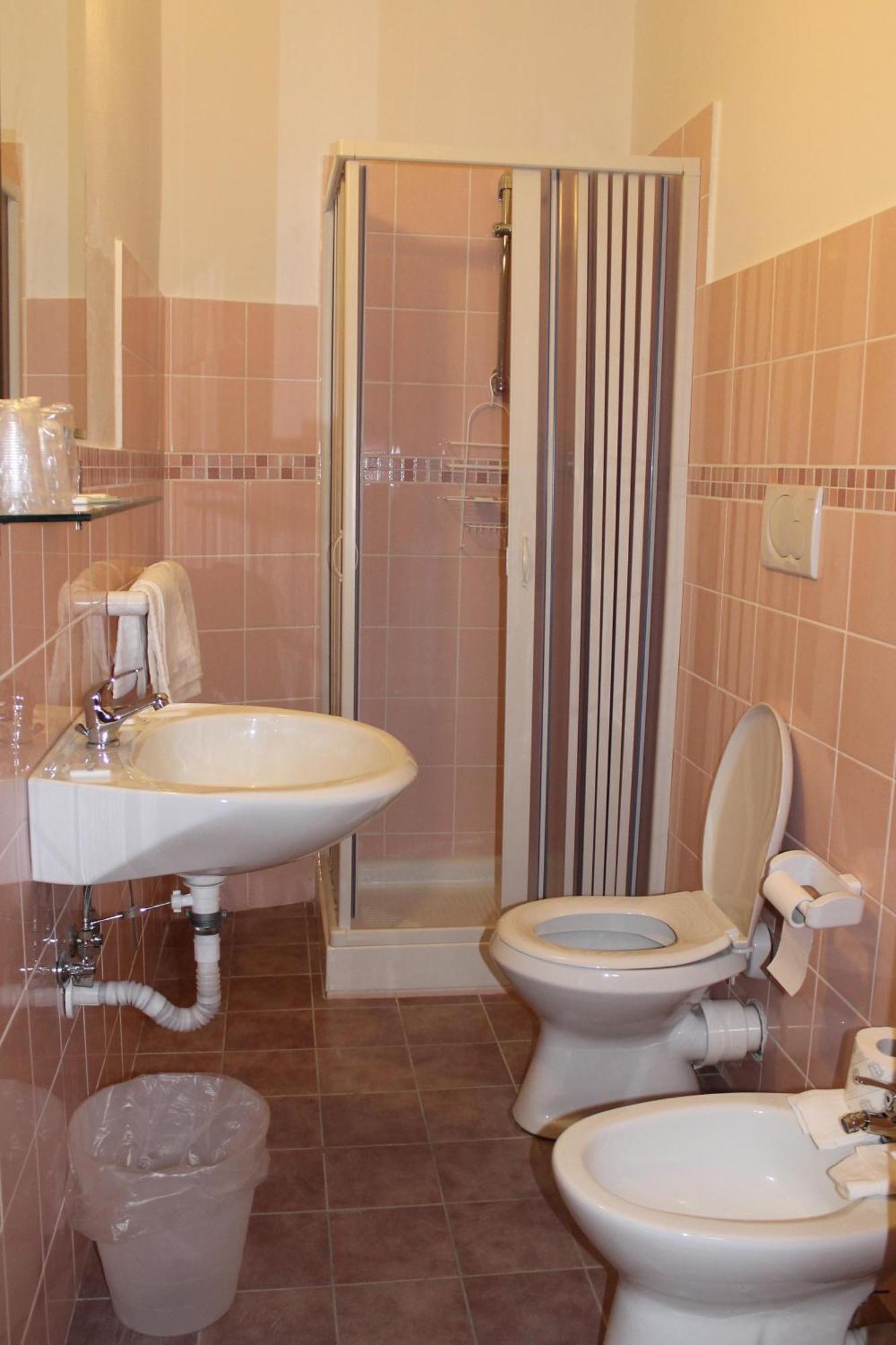 フィレンツェ B＆B ソジョルノ ポンテ ロッソ Bed & Breakfast エクステリア 写真