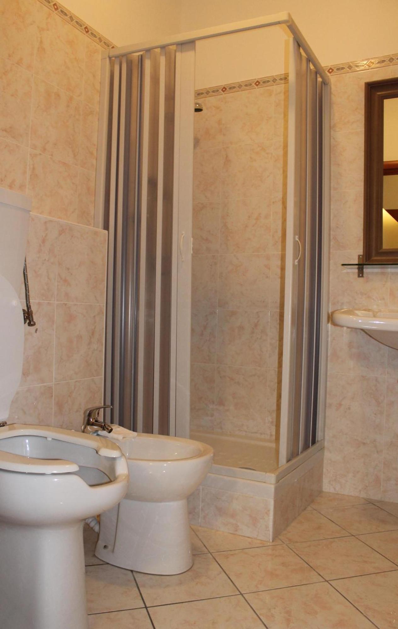 フィレンツェ B＆B ソジョルノ ポンテ ロッソ Bed & Breakfast エクステリア 写真